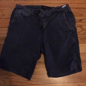 Men’s American Eagle 8” flat front shorts